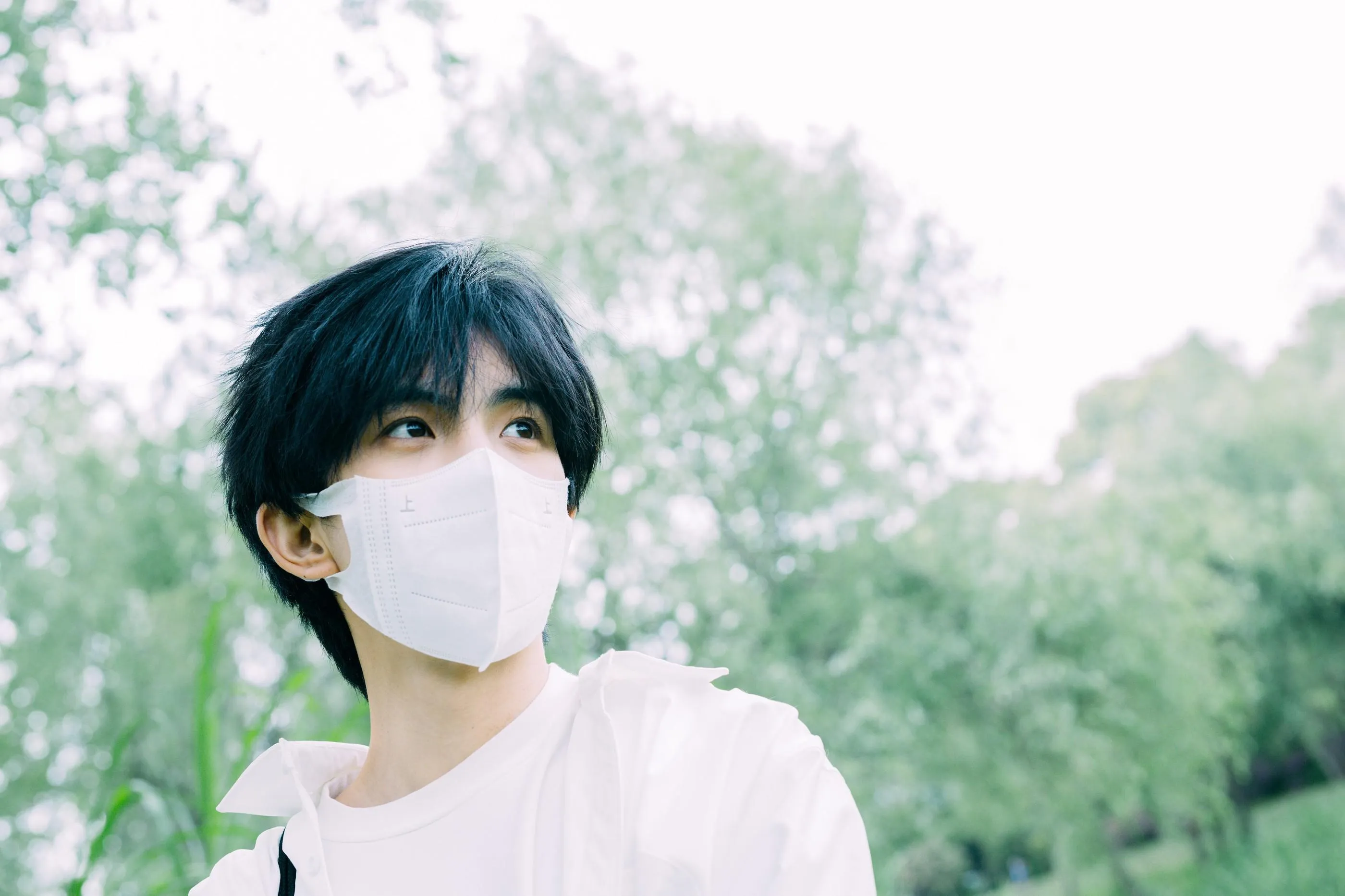 [艺图语] 2022.06.18 白衣少年 hoooka [22P]插图2